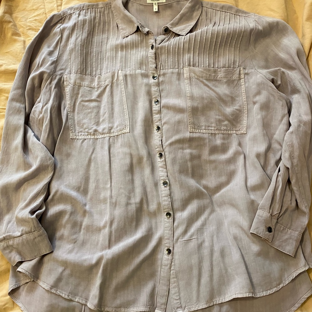 Maurices 3X Grey top